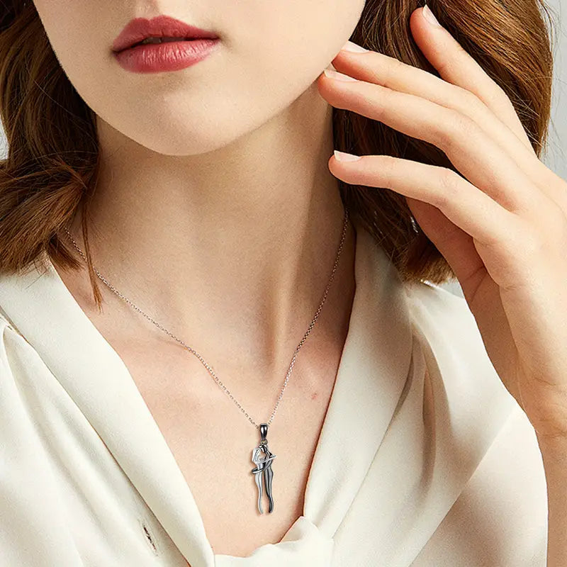 Lovvera Pendant – An Emotion, Beautifully Worn